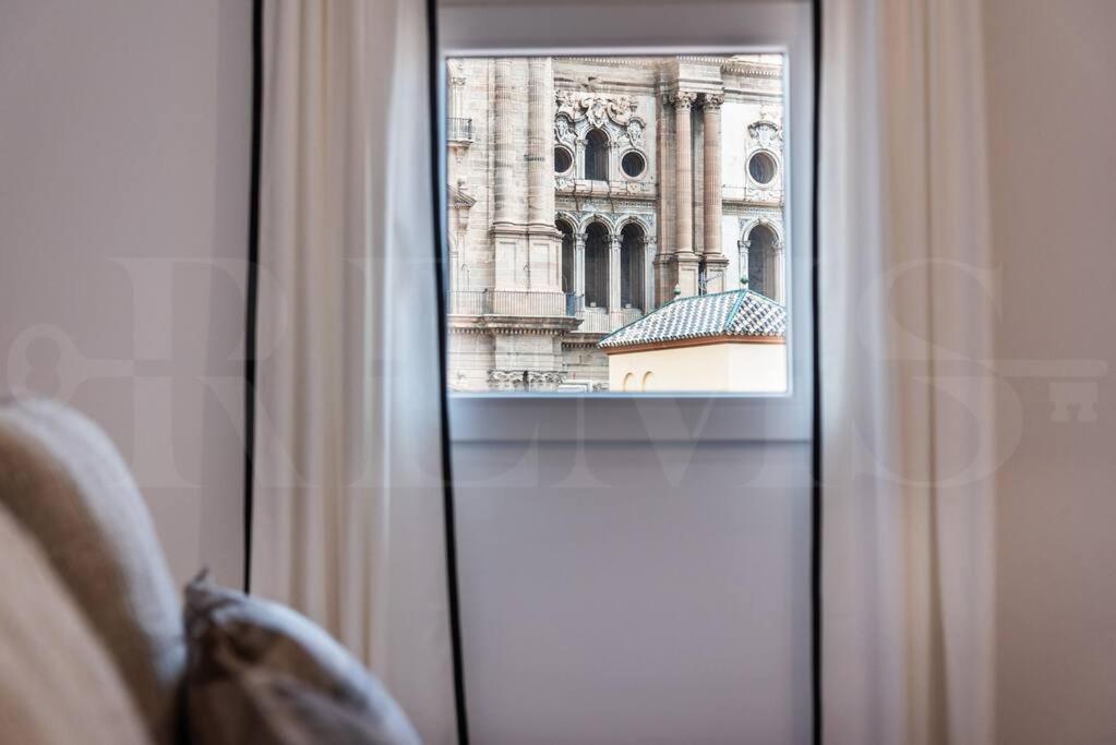 Apartment With Cathedral View & Terrace By Rems Málaga Eksteriør billede